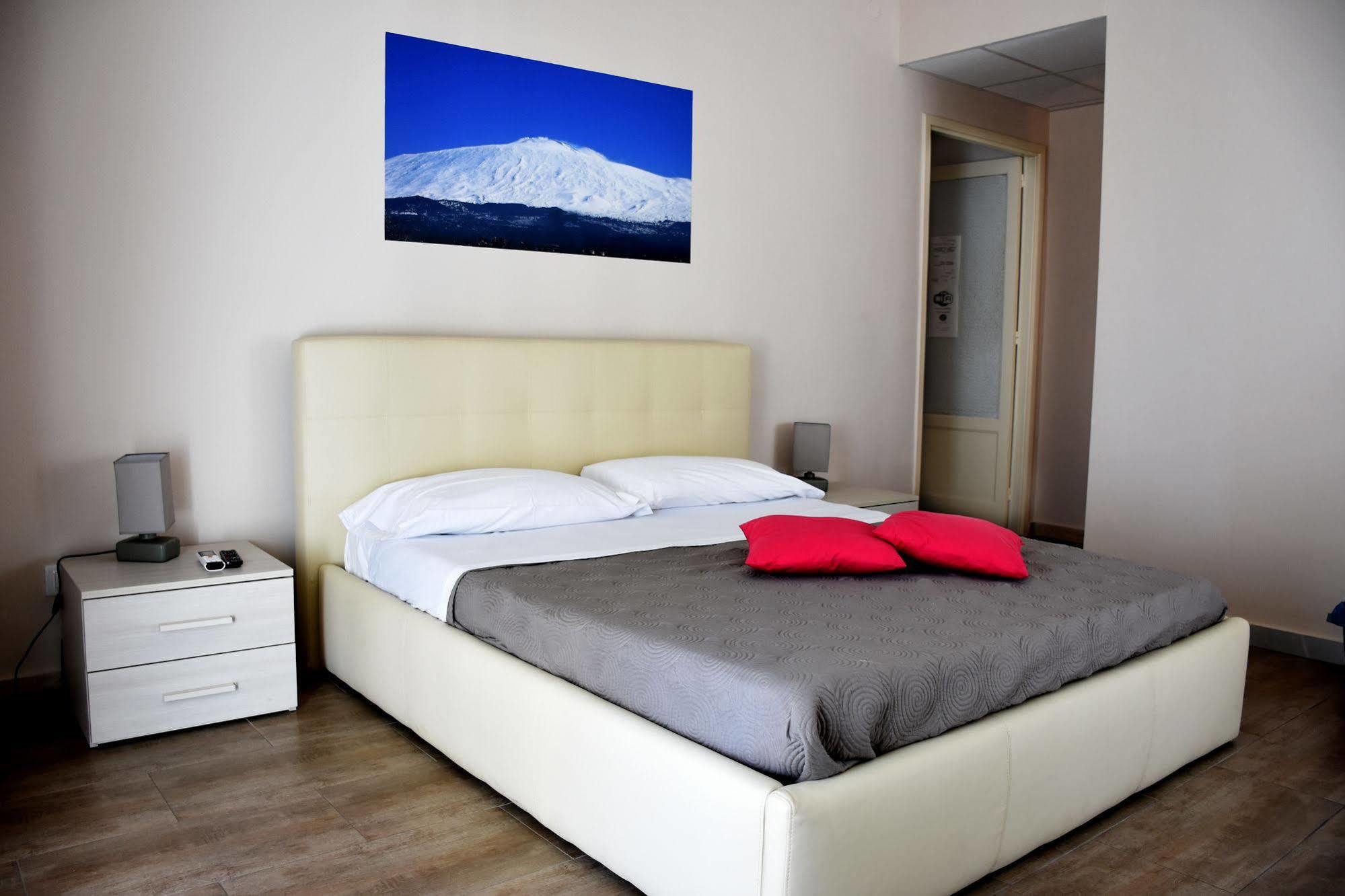 Prestige B&B カターニア エクステリア 写真